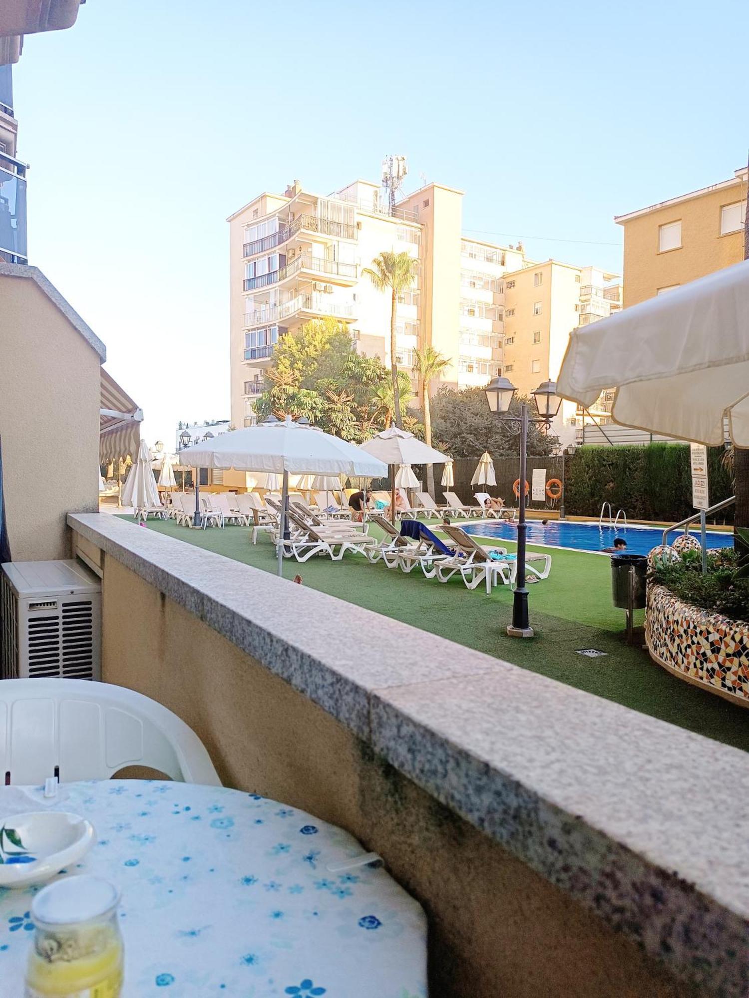 Fuengirola Apartamento Vacacional Mediterraneo Real エクステリア 写真